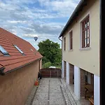 Vinarstvi Zatloukal Na Kine * Pavlov